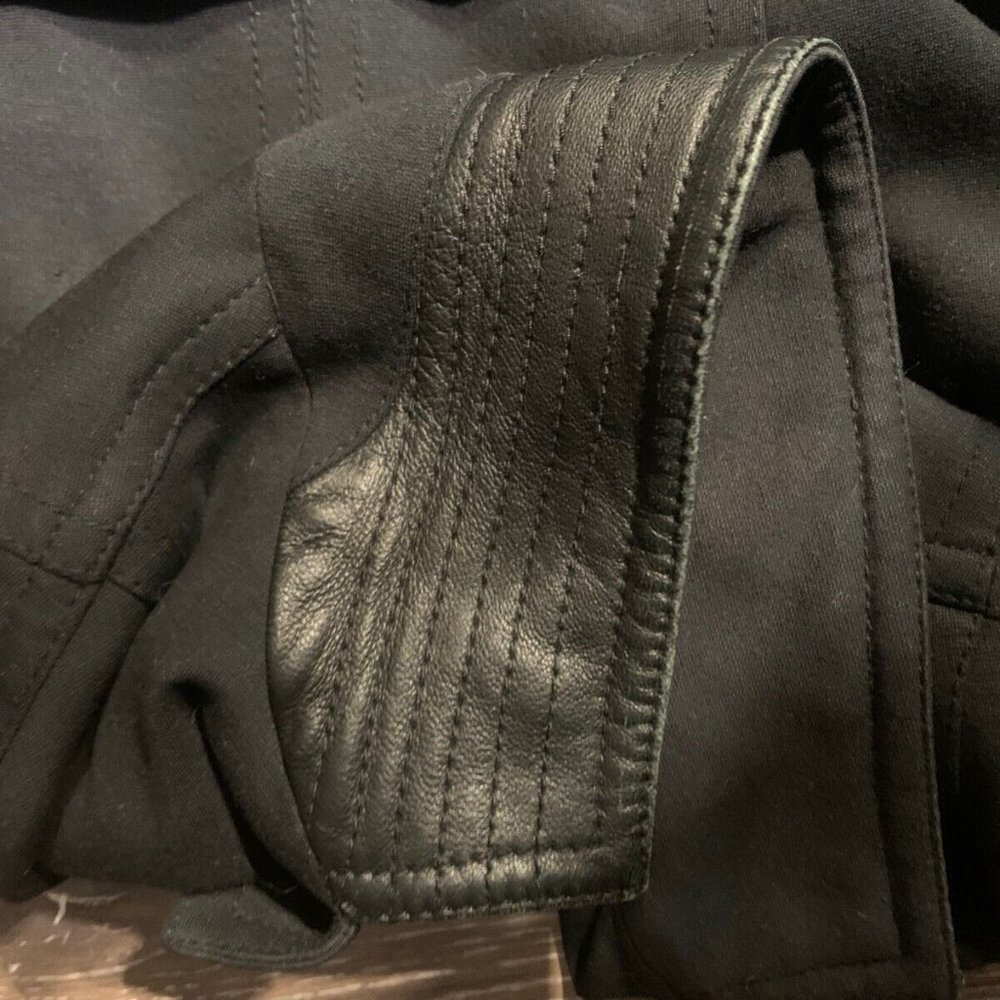 THEORY Black Dress Coat Belted Button Pockets Leather Collar Size Medium - Picture 6 of 6